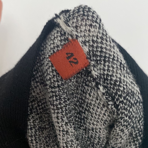 Black and white Missoni abstract pattern mini skirt - Picture 3 of 5